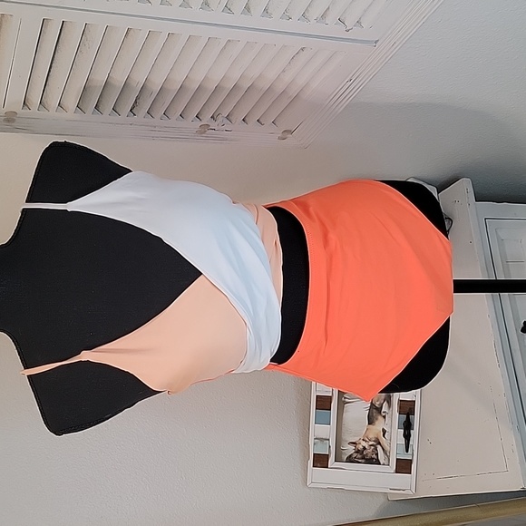 ☘️3/$30 🆕️ Wrap One Piece - Picture 2 of 6